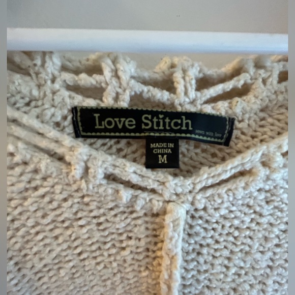 Love Stitch- Beachy knit lounge sweatshirt - Picture 3 of 3